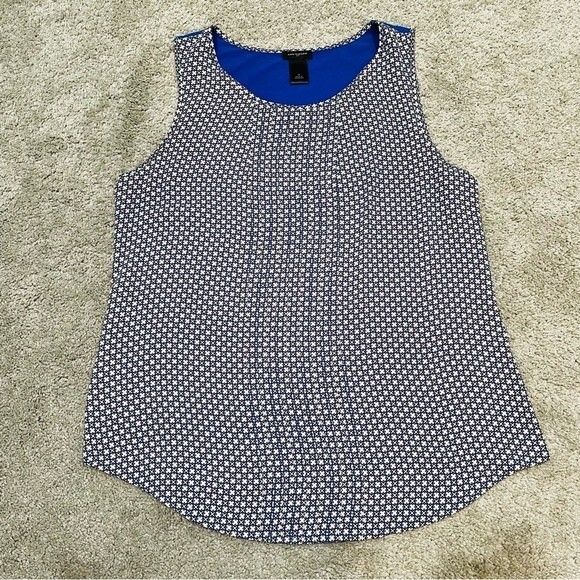 Ann Taylor Blue Patterned Sleeveless Blouse Size M - Picture 3 of 8